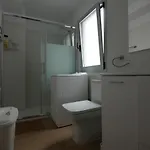 Petite Maison, *