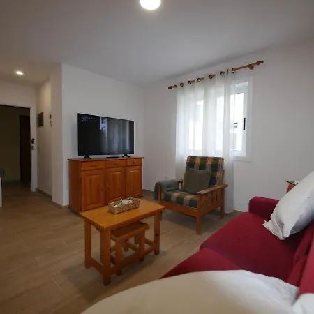 Petite Maison, La Laguna *
