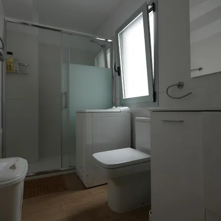 Petite Maison, La Laguna *