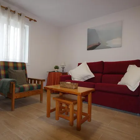 Petite Maison, La Laguna *